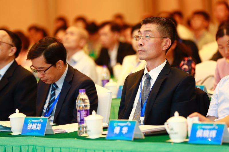 探索未来的繁荣之路，澳门与香港在2025的新机遇与挑战