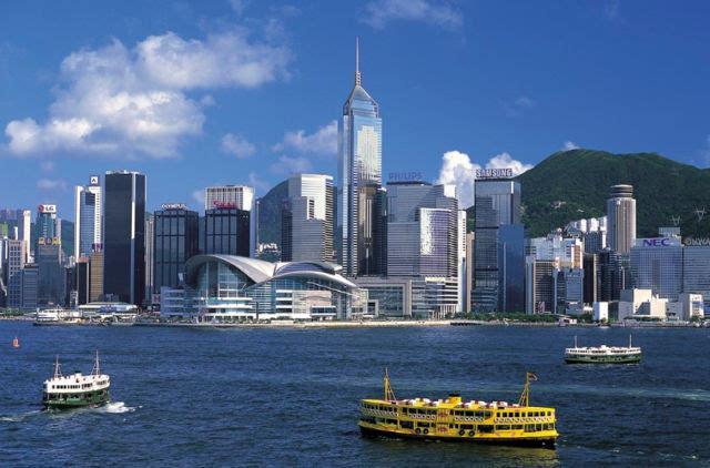 新澳门与香港在2025年的全面免费政策，深度解读与热评